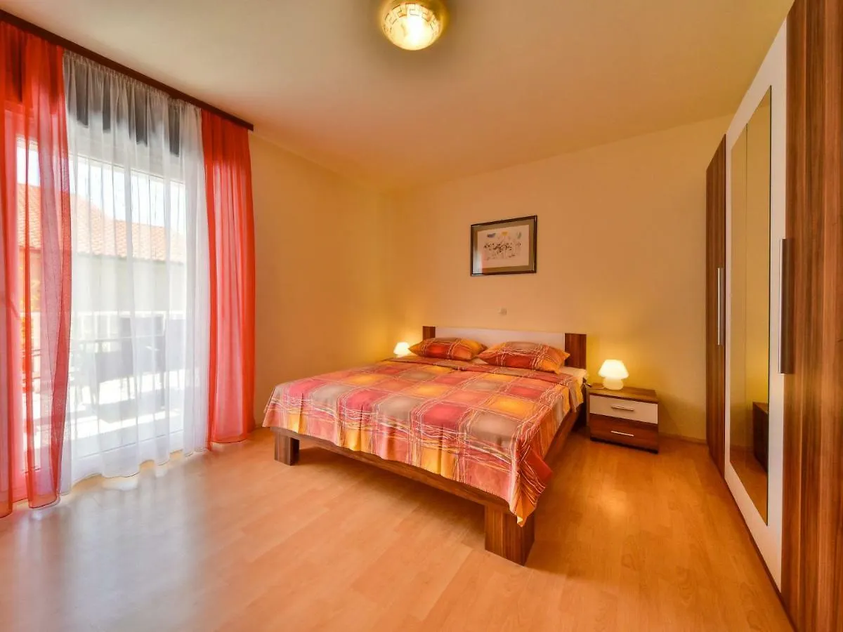 Apartment Fani-2 By Interhome Banjol Kroatien
