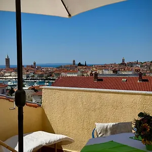  Apartment Maricic
